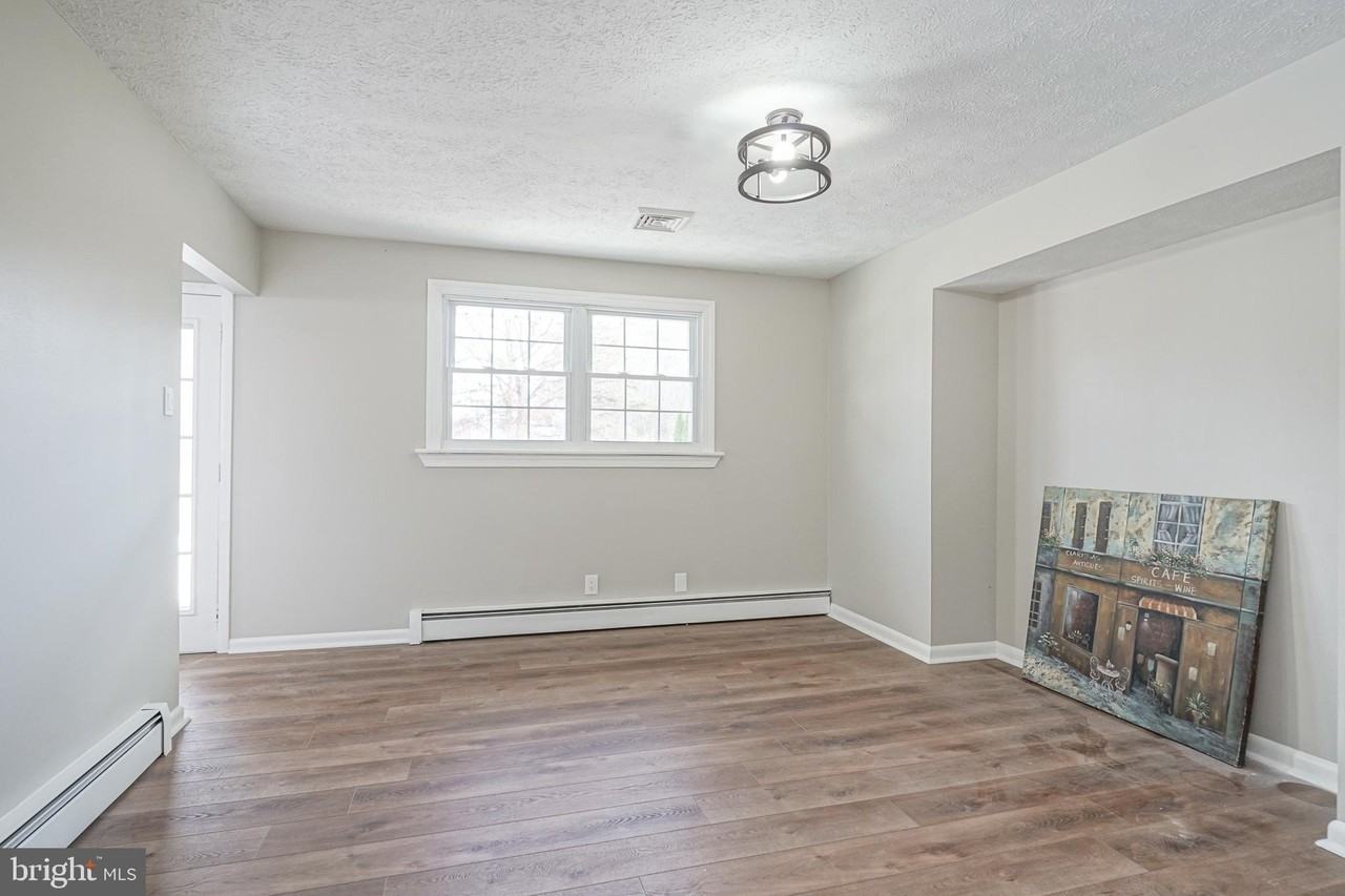 611 Fries Mill Rd #A - Photo 7 of 31