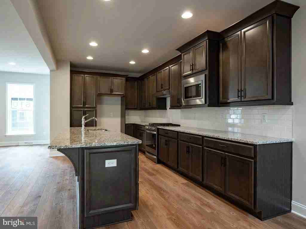 1367 Station House Ln - Photo 3 of 50