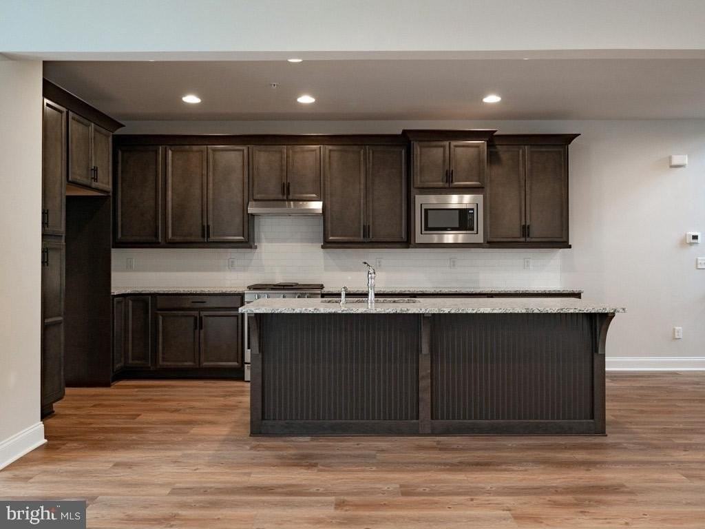 1367 Station House Ln - Photo 4 of 50