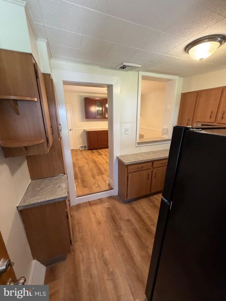 1629 Lincoln Ave #1 - Photo 4 of 29