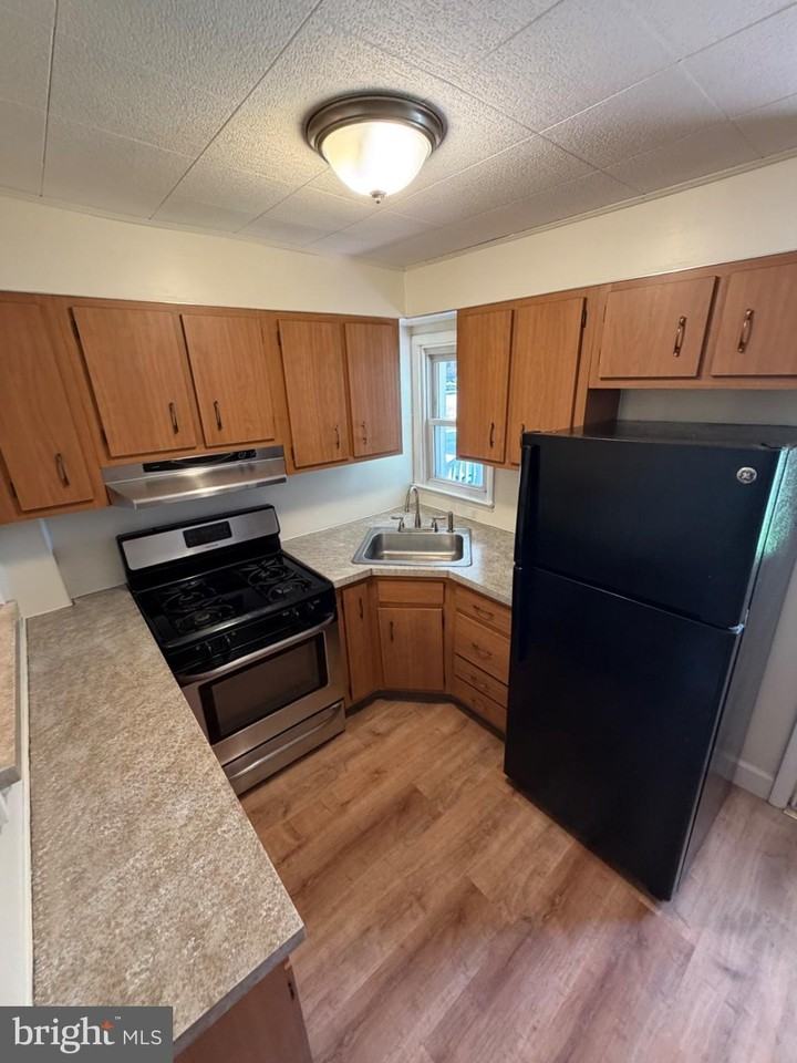 1629 Lincoln Ave #1 - Photo 6 of 29