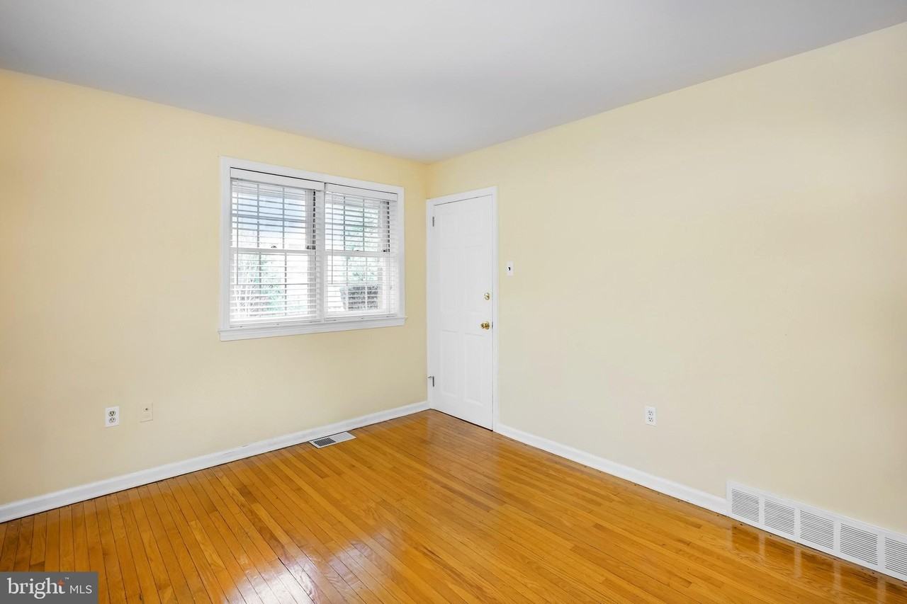 104 W Montgomery Ave #B - Photo 5 of 9