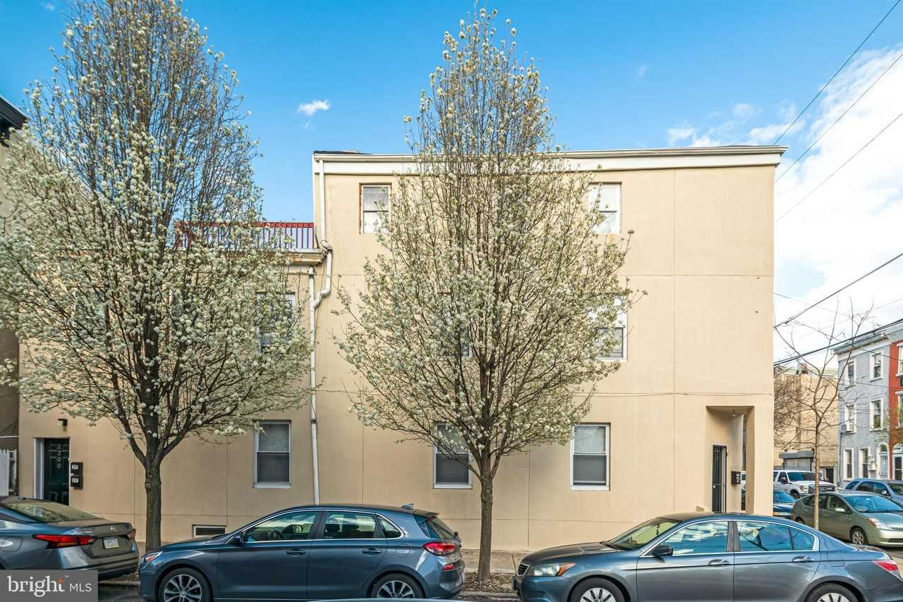 2200 Coral St #2 - Photo 2 of 15