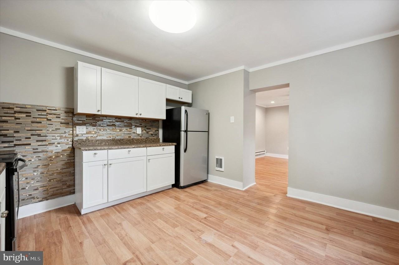 2200 Coral St #2 - Photo 6 of 15