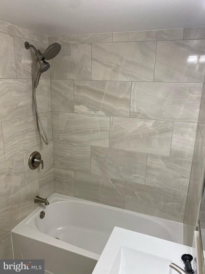 9926 Haldeman Ave #9B - Photo 7 of 11