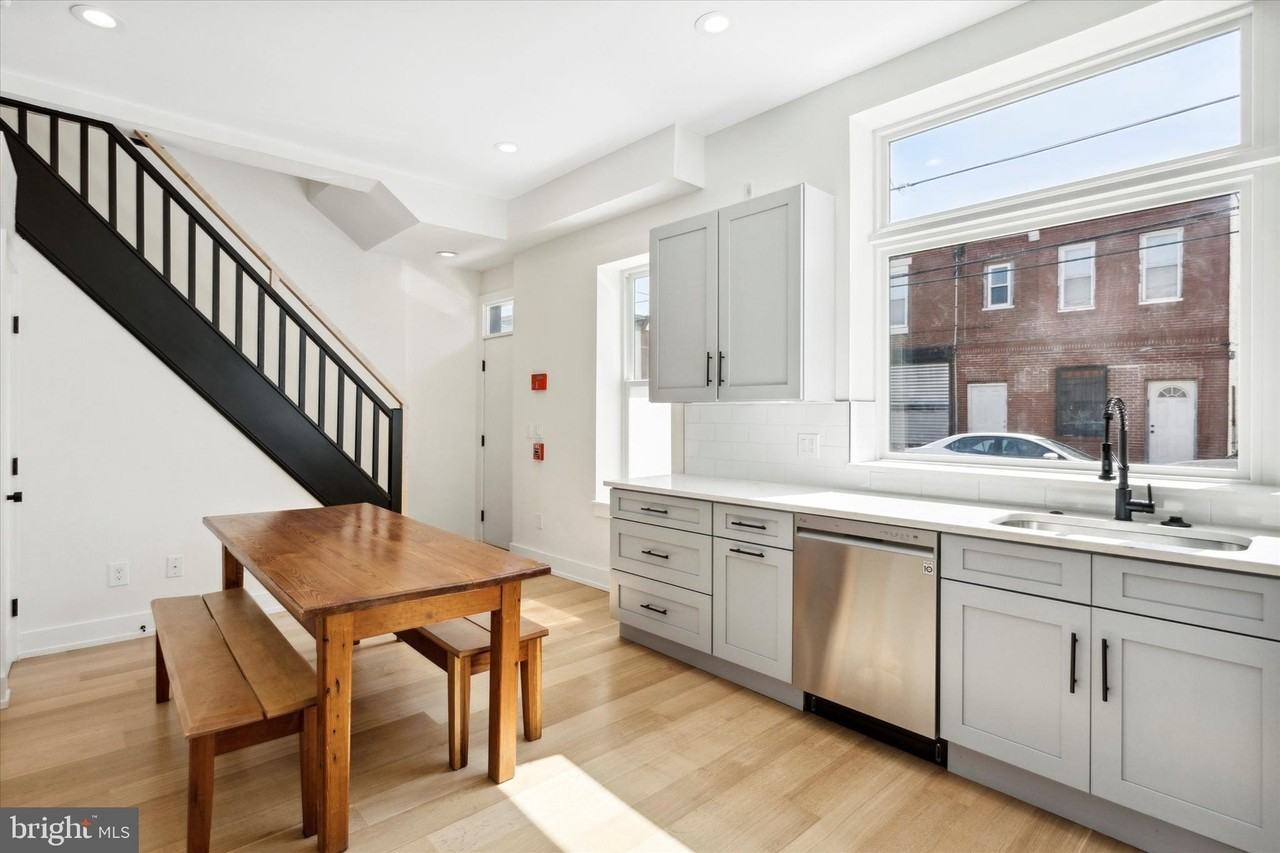 1754 S Chadwick St #1 - Photo 4 of 15