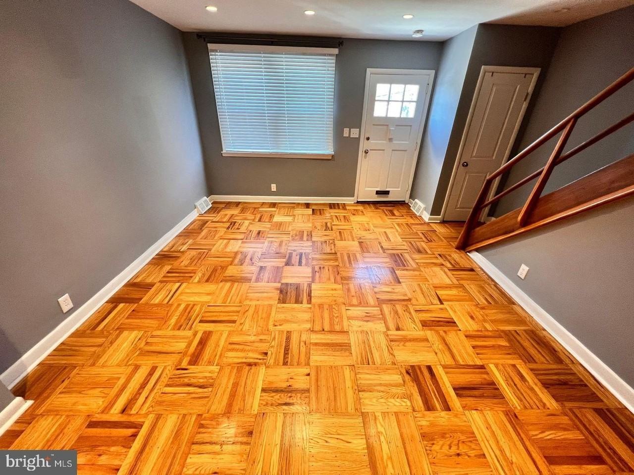 327 Righter St - Photo 6 of 27