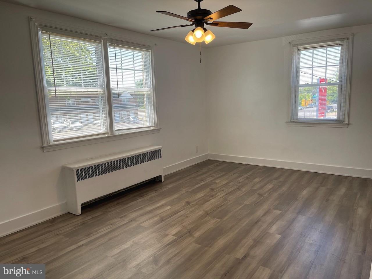 507 E Godfrey Ave #2 - Photo 3 of 16
