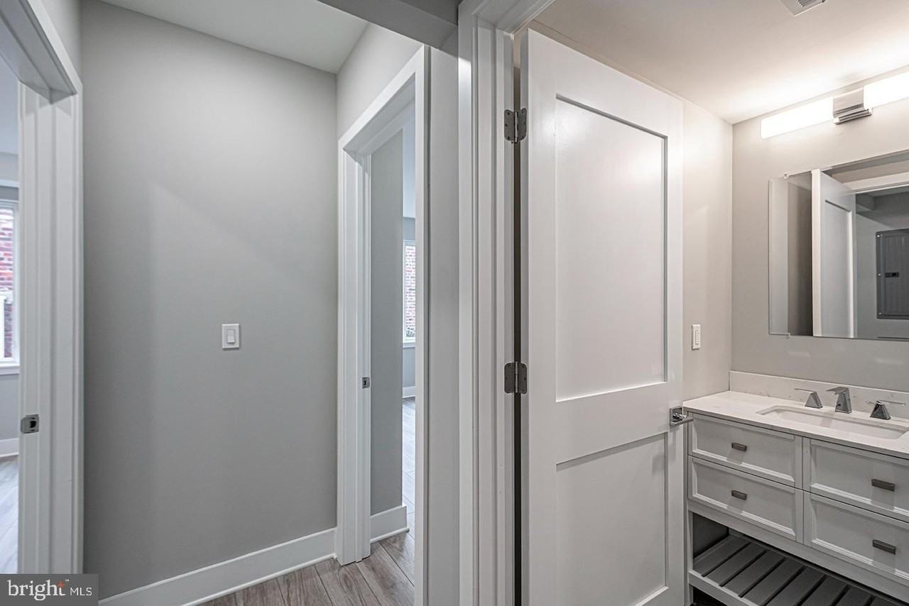 746 S 16th St #2B - Photo 7 of 13