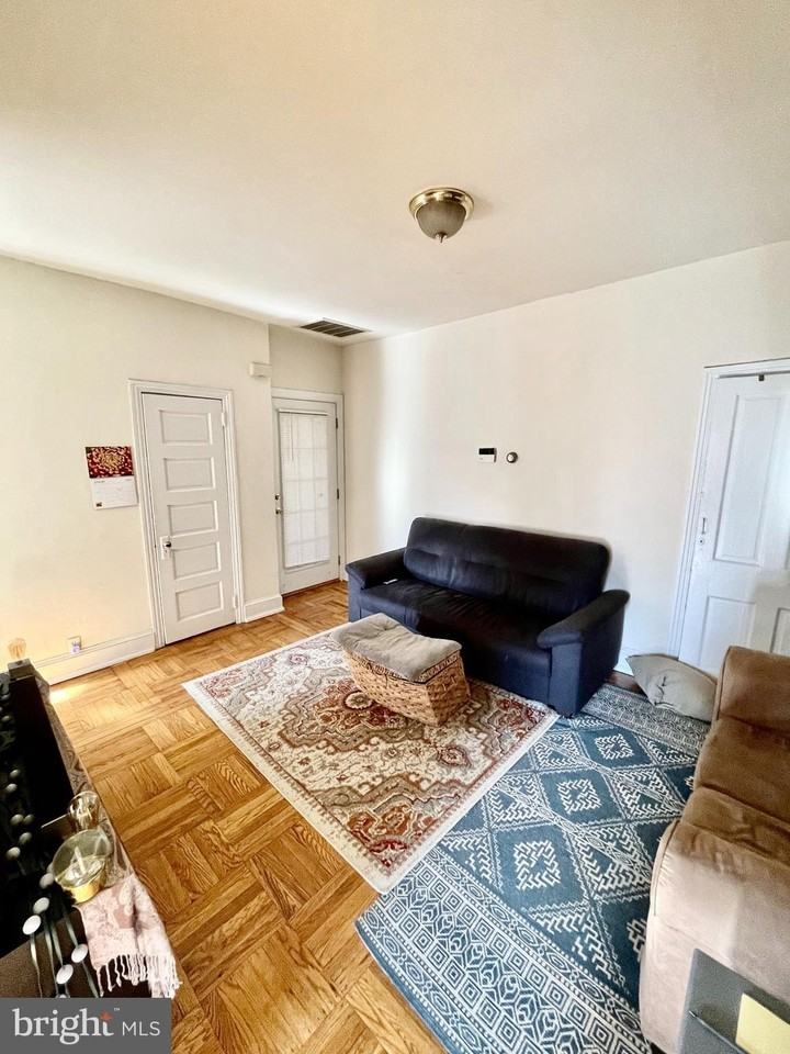 4253 Ridge Ave #3F - Photo 4 of 10
