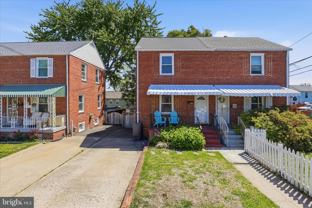 2147 S Oakland St - Photo 1 of 1