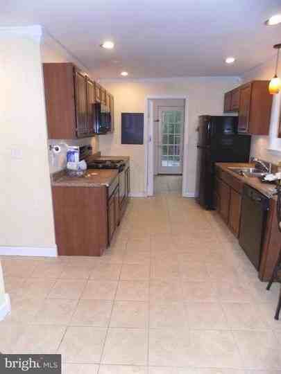 135 Land Or Dr - Photo 7 of 12