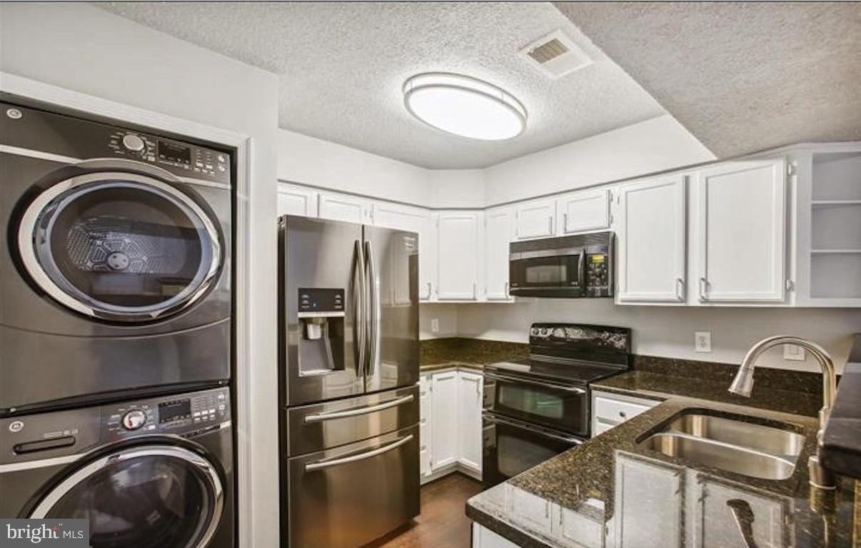 7012 Irwell Ln #14F - Photo 7 of 17