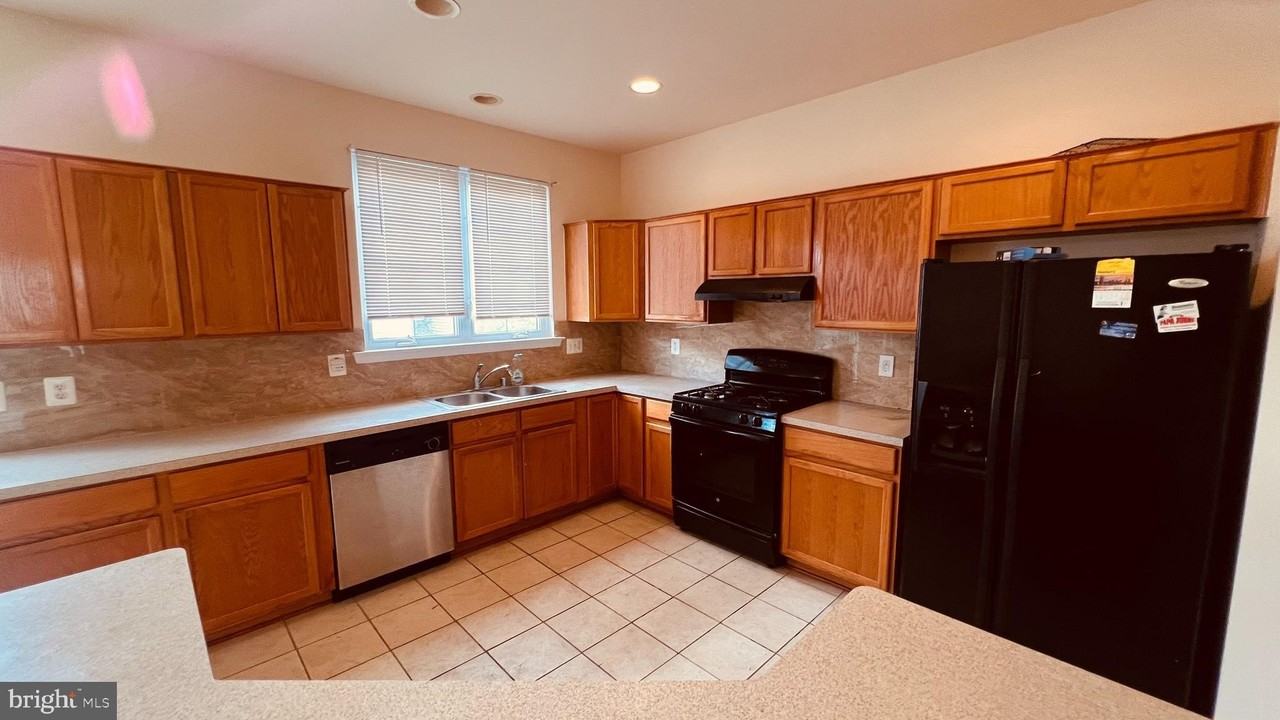 7678 Audubon Meadow Way - Photo 4 of 30