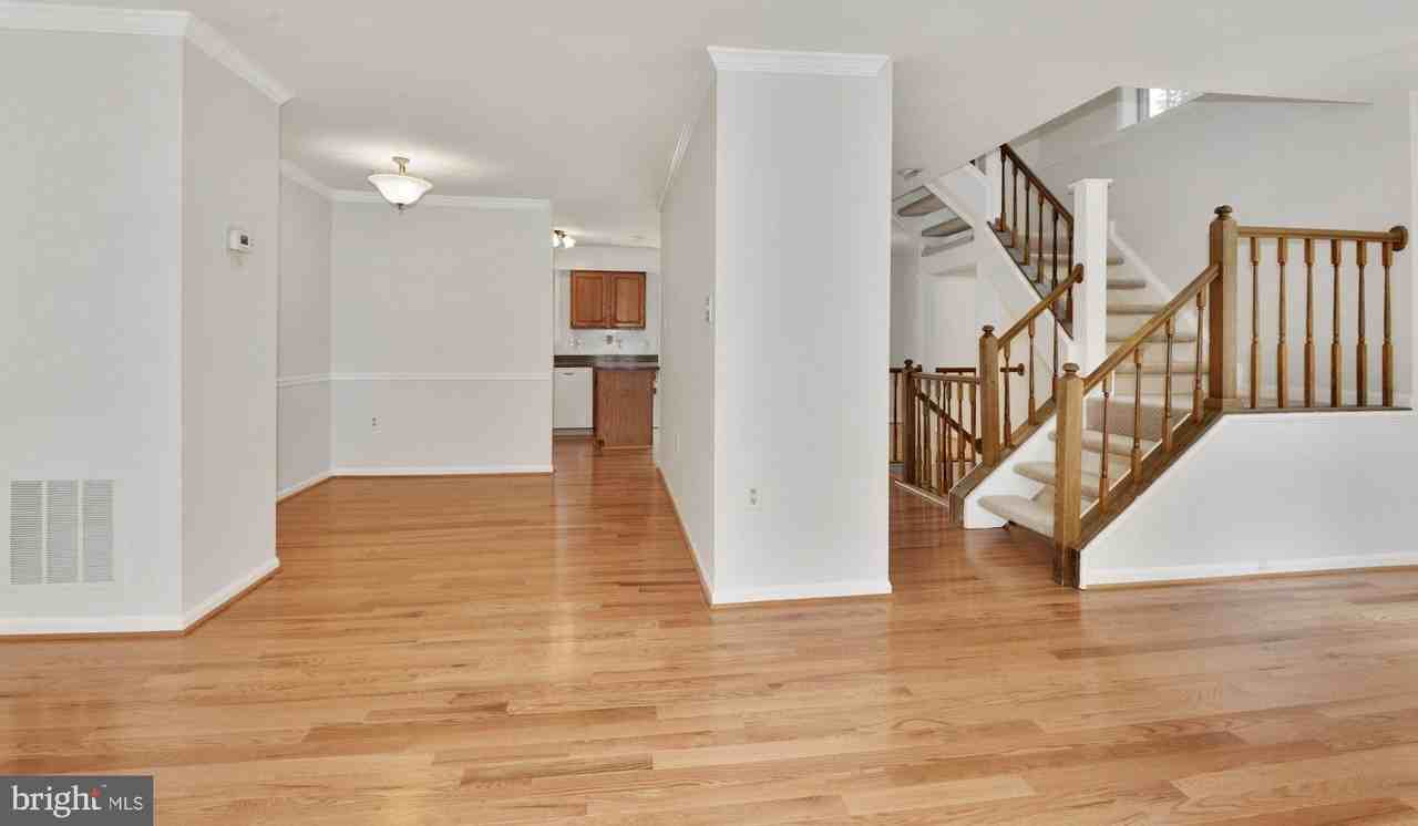 11951 Sentinel Point Ct - Photo 2 of 42