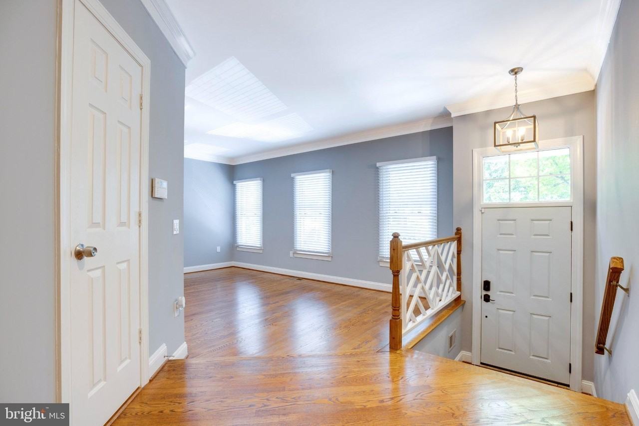 2914 Oakton Crest Pl - Photo 3 of 50