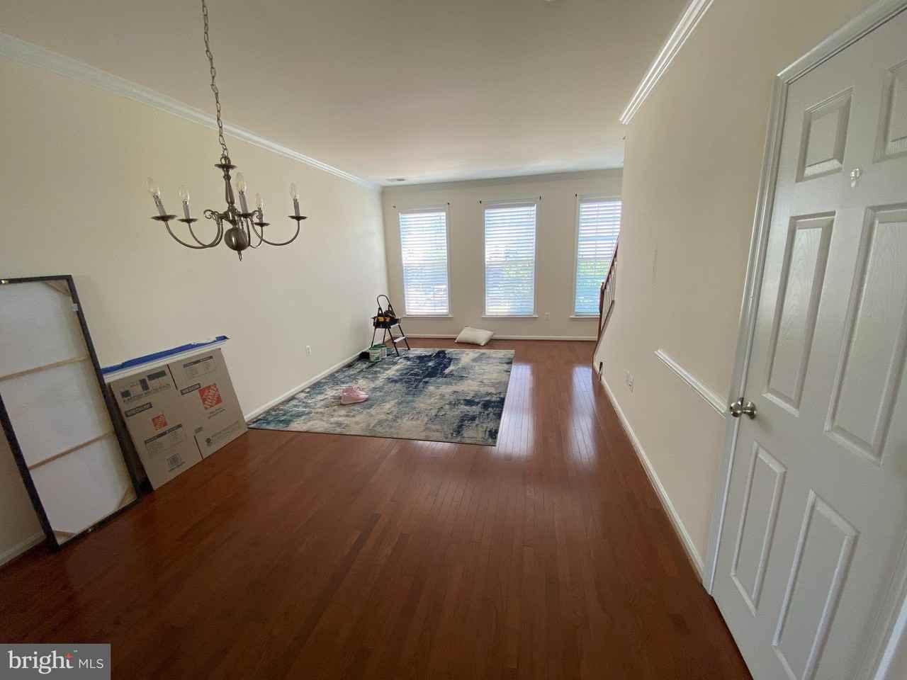 15651 John Diskin Cir - Photo 6 of 8