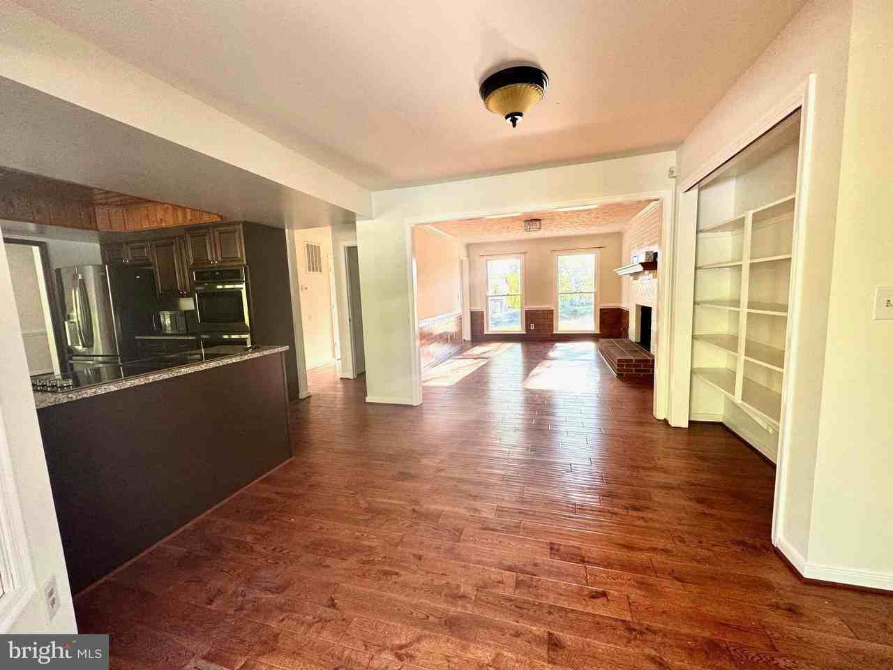 1326 Aquia Dr - Photo 6 of 47