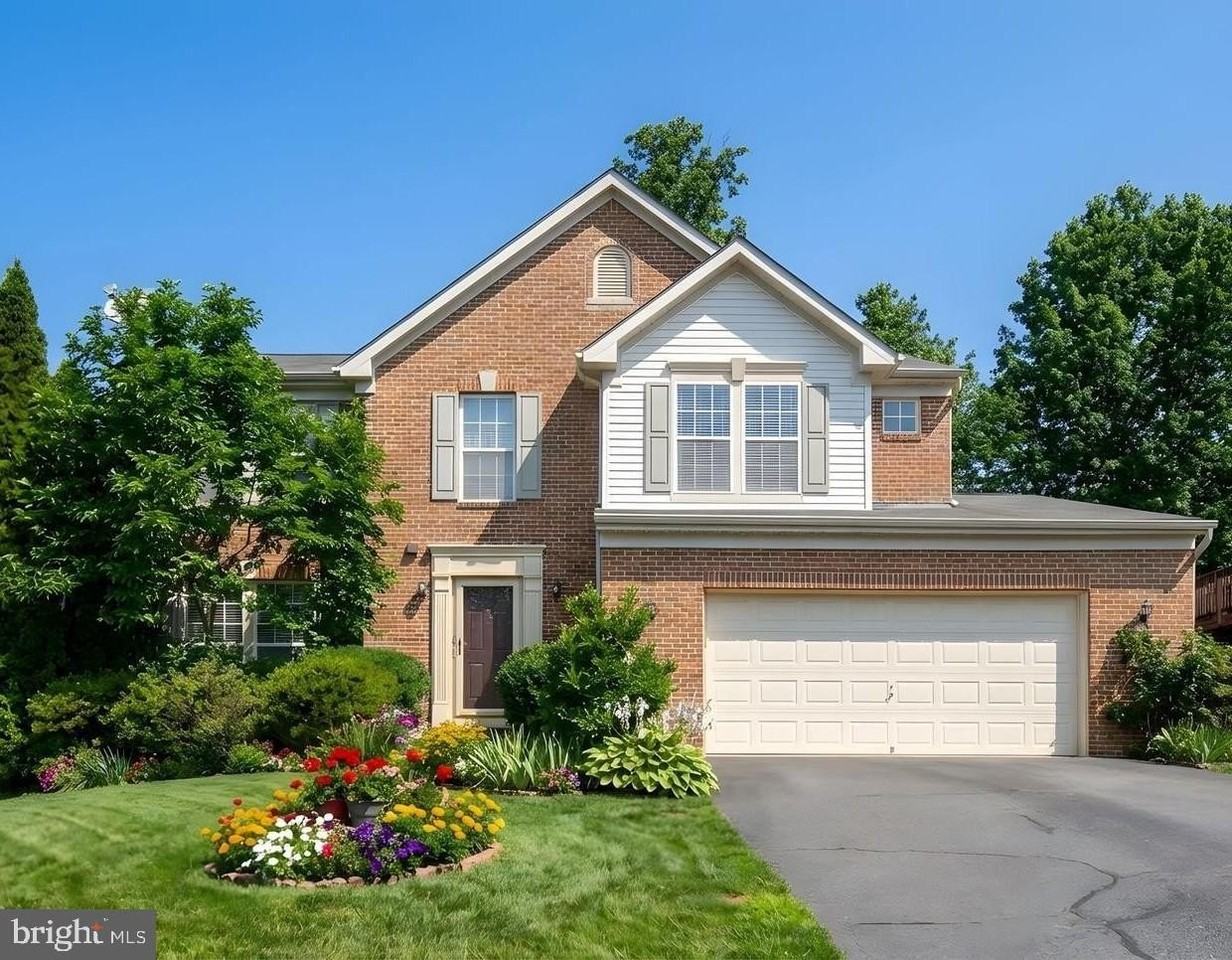 4 Jolie Ct