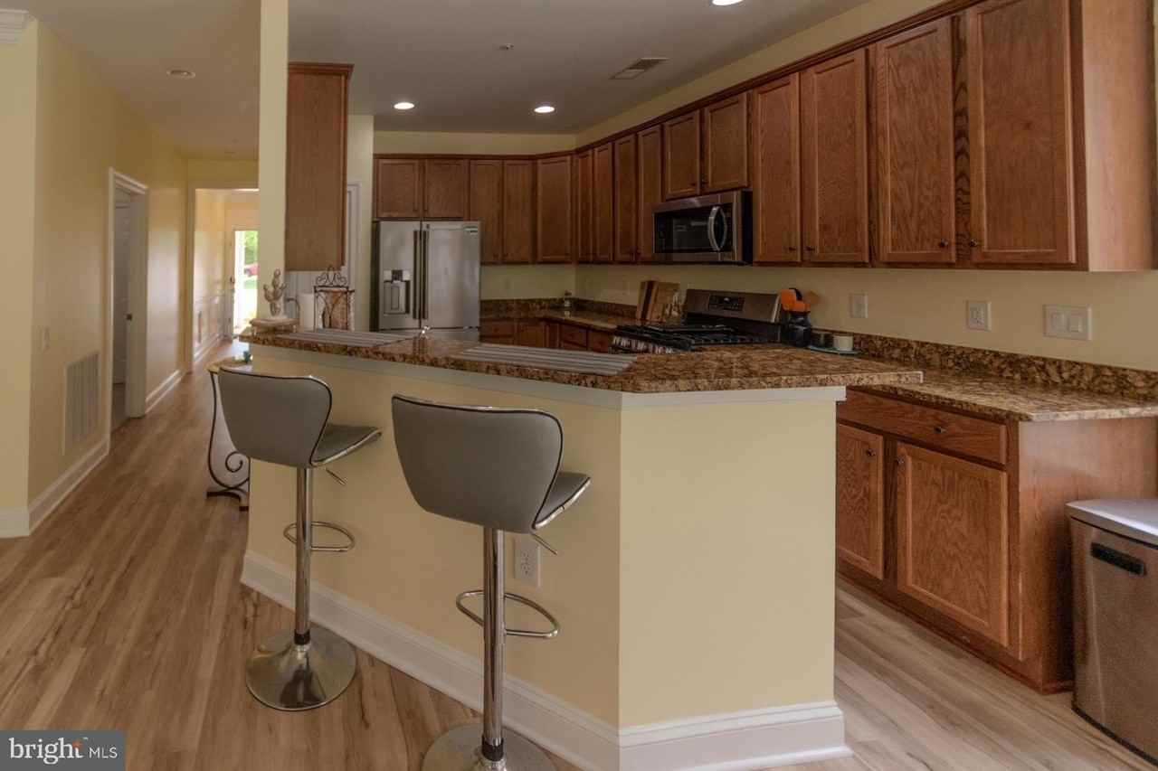 57 Denison St - Photo 7 of 14