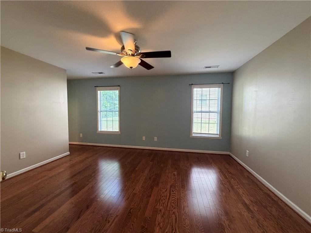 4566 Woodway Dr - Photo 7 of 49