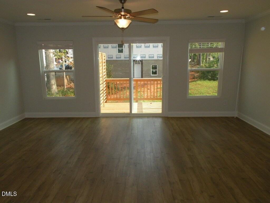 328 Page Square Dr - Photo 5 of 23