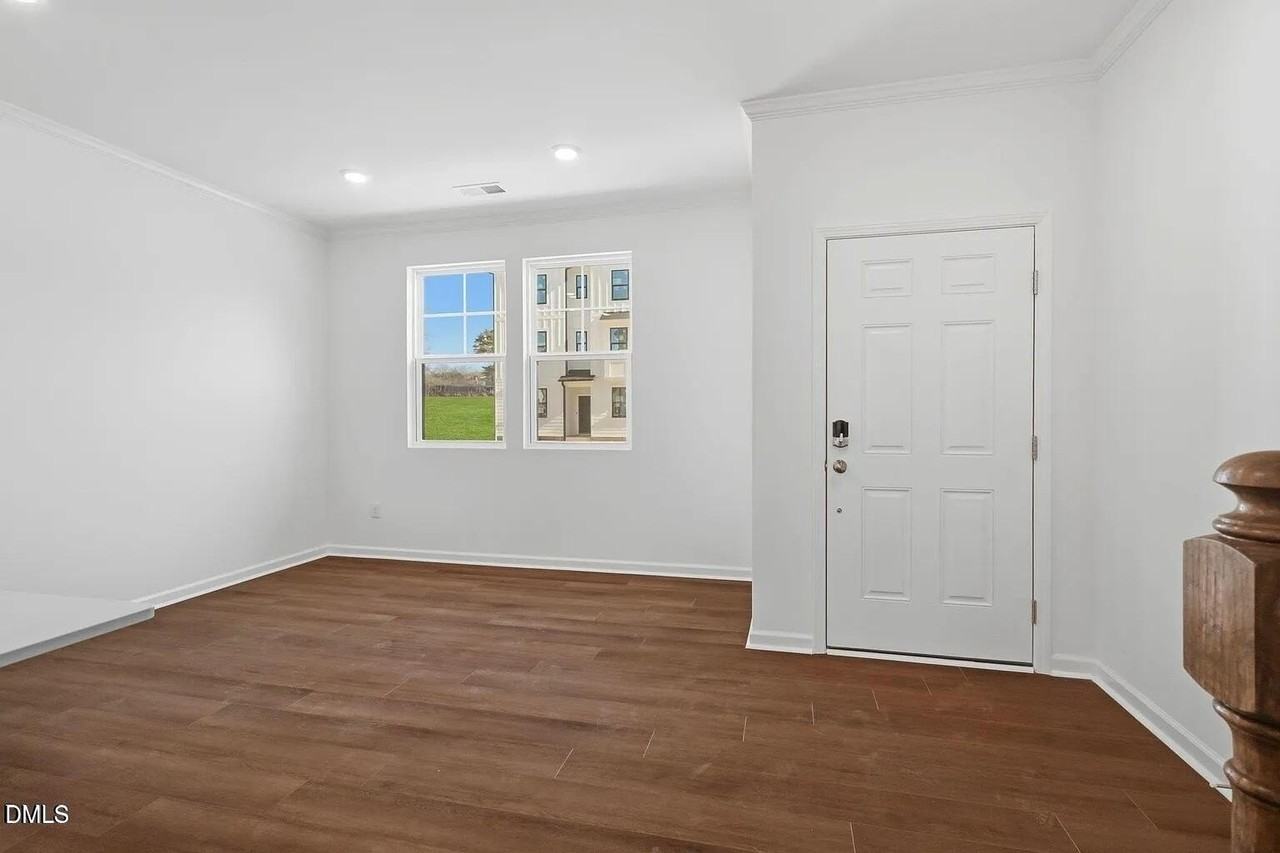 2307 Oakwood Meadows Ct - Photo 6 of 31