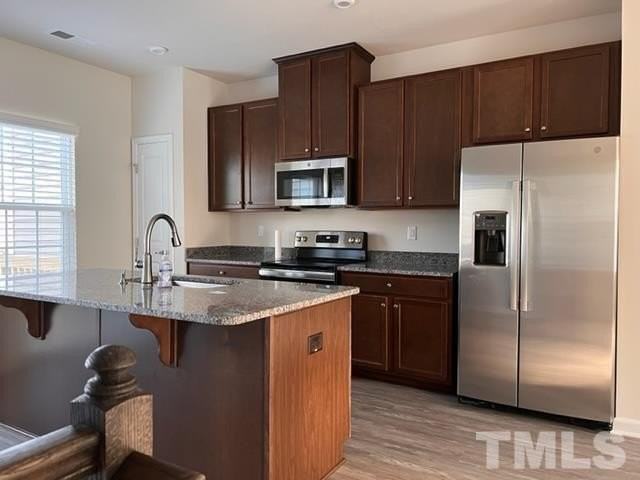1019 Romeria Dr - Photo 3 of 16