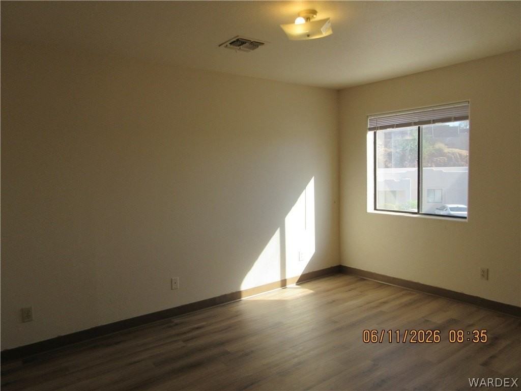1403 E Andy Devine Ave - Photo 4 of 5