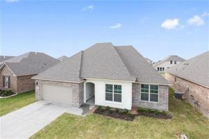 featured image of 3136 Crest Ln