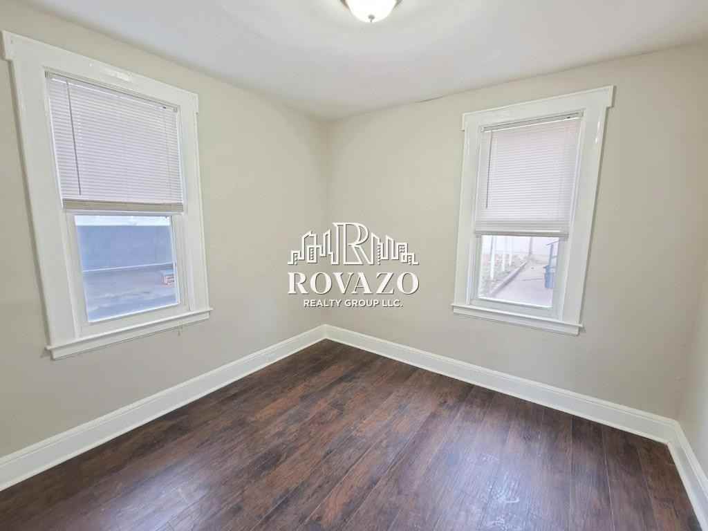 9 39th Street #2B - Photo 6 of 9