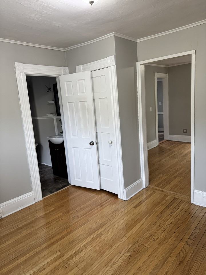 133 N Main St #2 - Photo 6 of 11