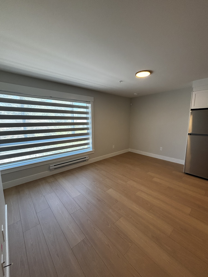16717 25A Avenue - Photo 4