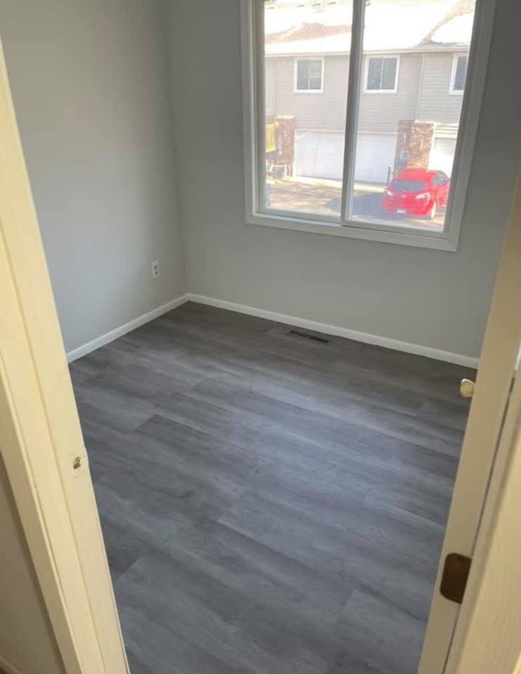 1272 Deercliff Ln #1 - Photo 5 of 11