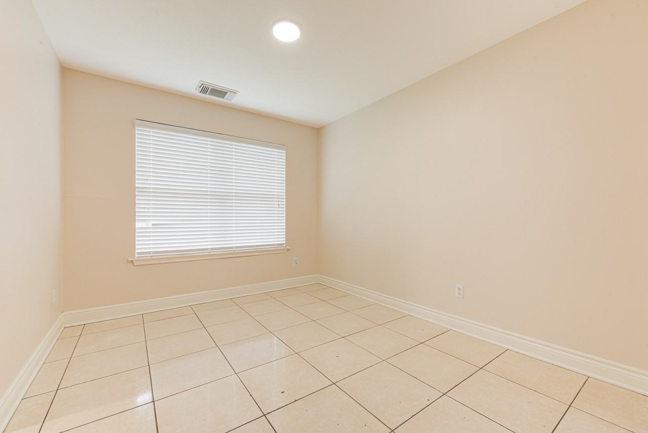 7322 Parkland Manor Dr #1 - Photo 5 of 24