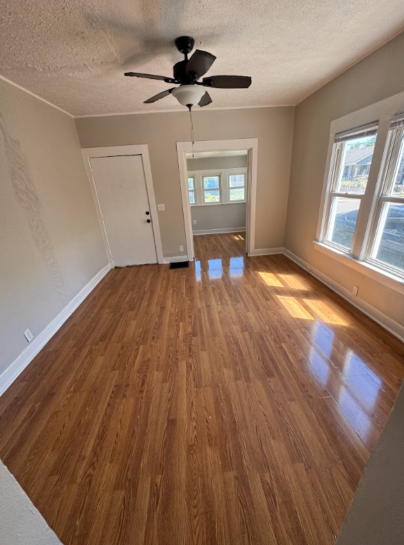 1233 E 29th St #1235 - Photo 3 of 7