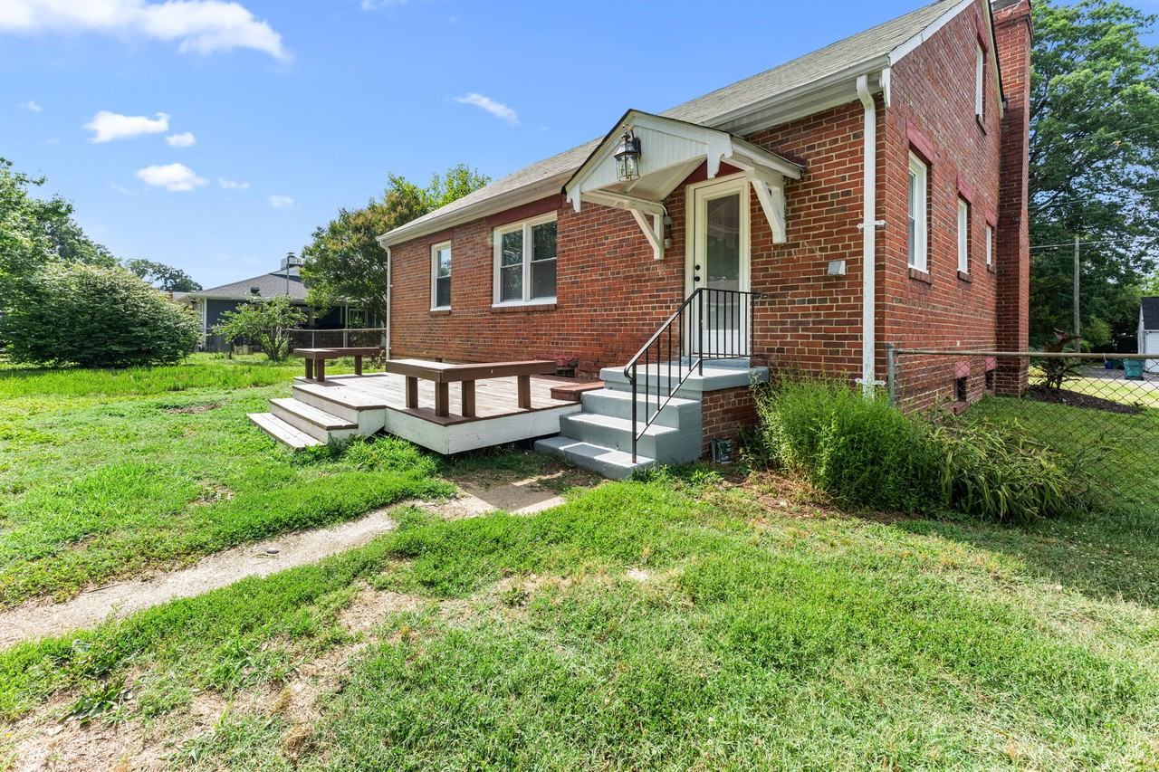 2501 Williams St #2501 - Photo 4 of 30