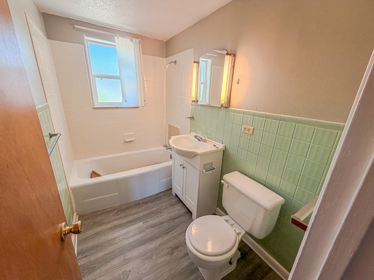 1921 Hugur Ave #1 - Photo 7 of 10
