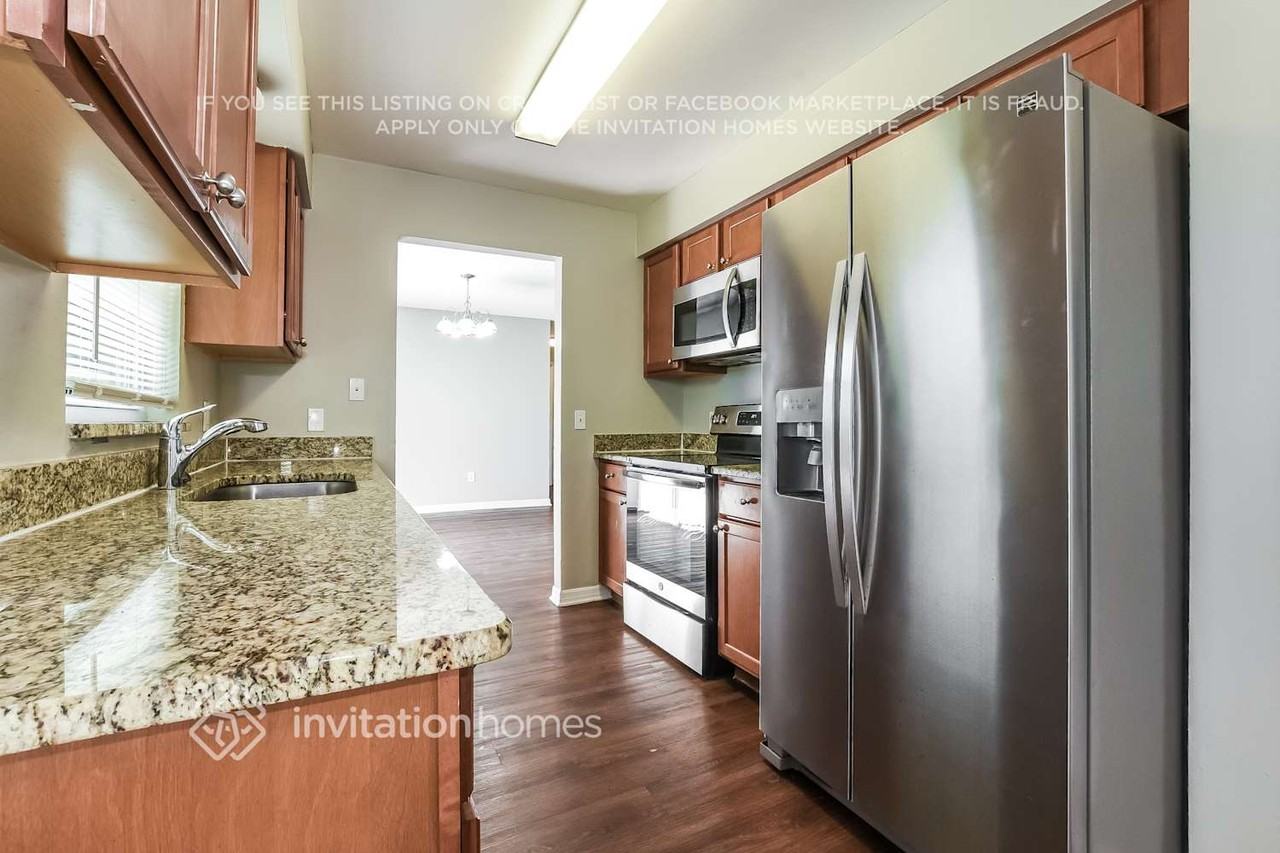 1217 Nancy Ave - Photo 7 of 17
