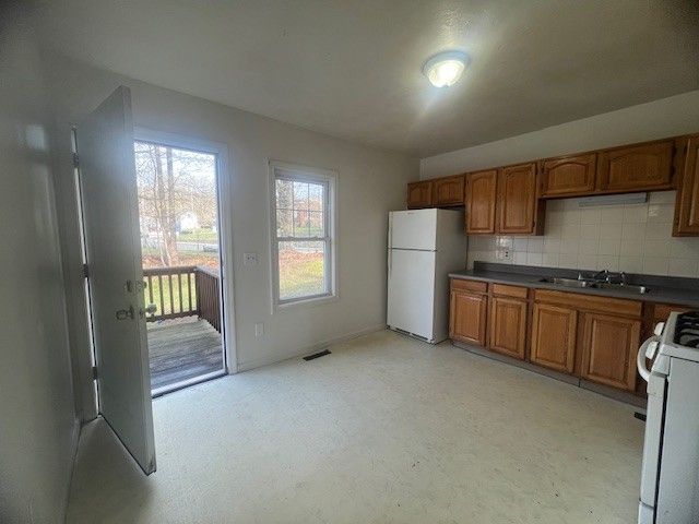 103 Mill St #117 - Photo 6 of 9