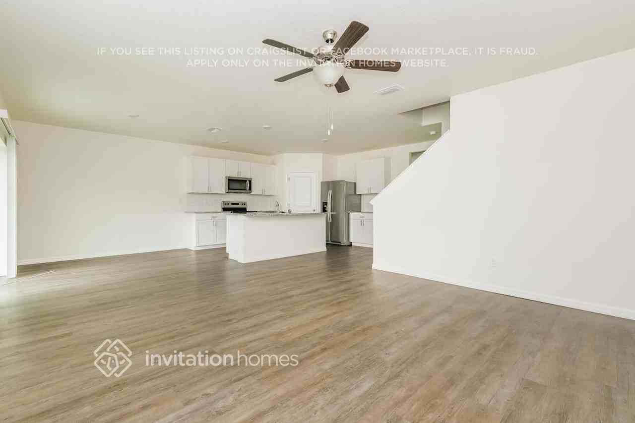 7735 Harbor Moor Dr - Photo 6 of 18