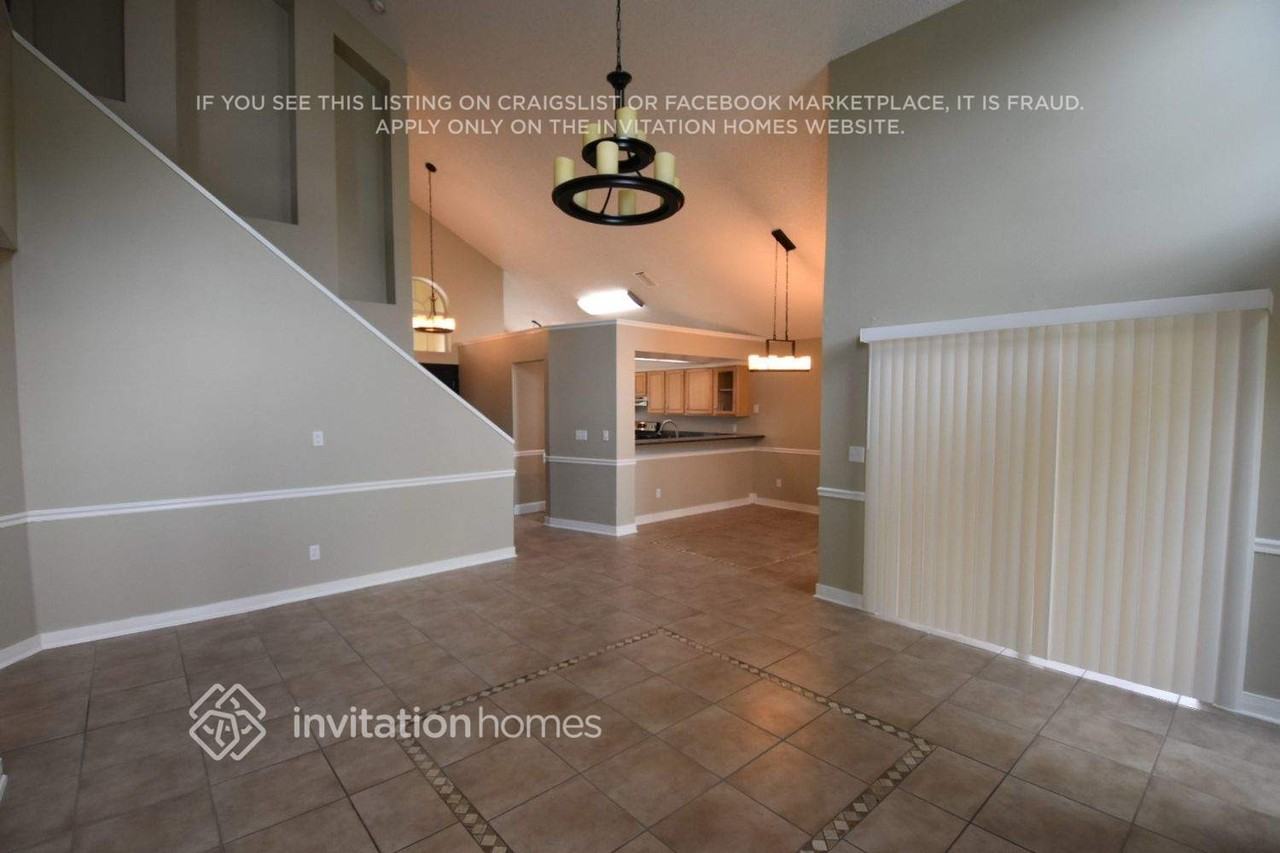 10909 Fenway Glen Ct - Photo 6 of 14