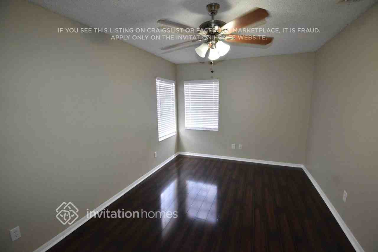 10909 Fenway Glen Ct - Photo 7 of 14