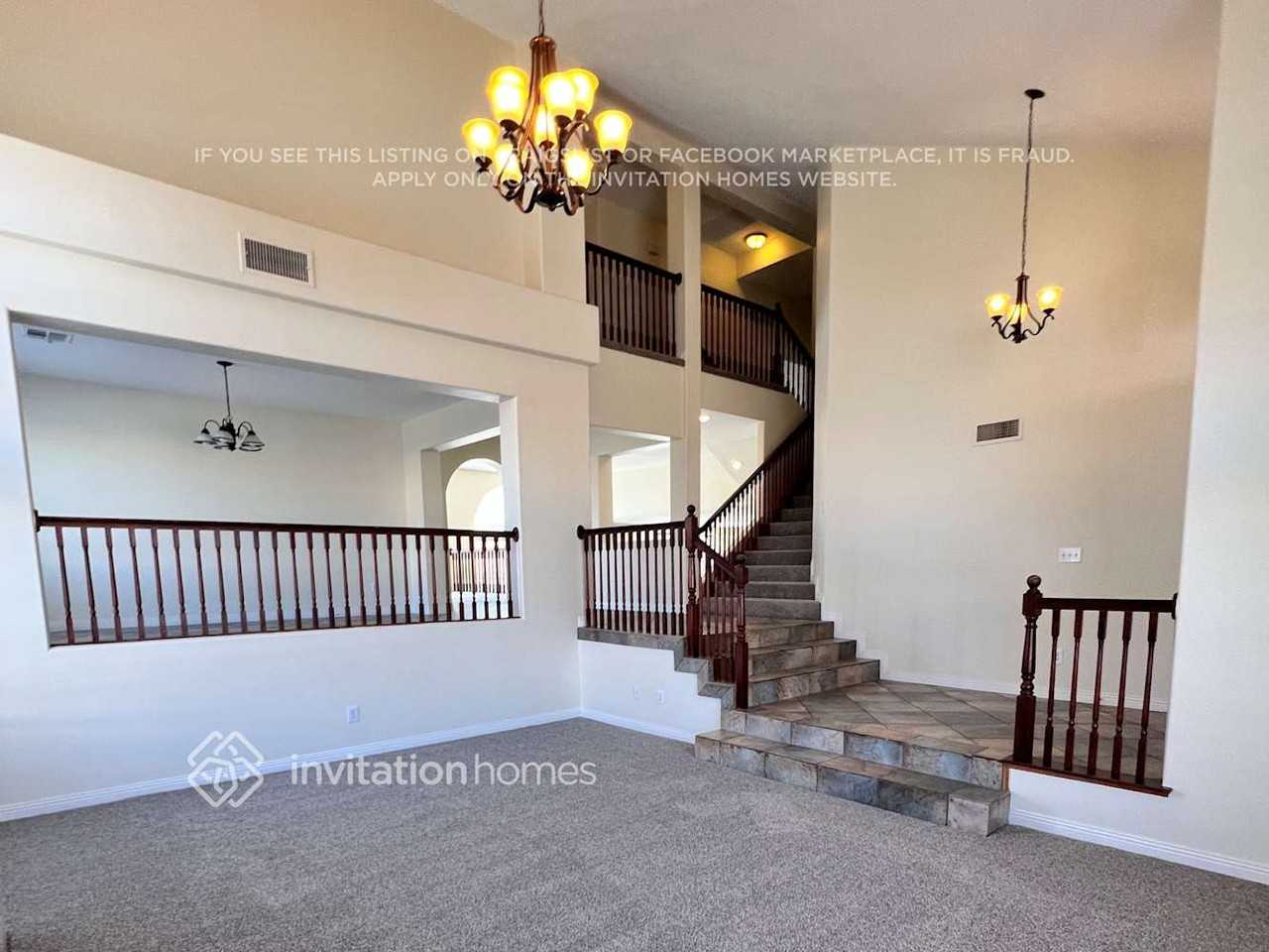 280 Plaza Carmelina Ct - Photo 2 of 24