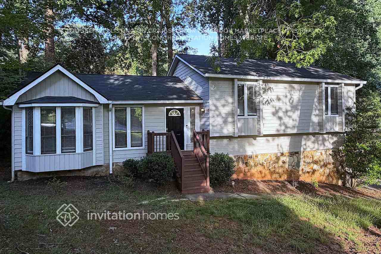 5145 Forest Mist Dr Se - Photo 2 of 20