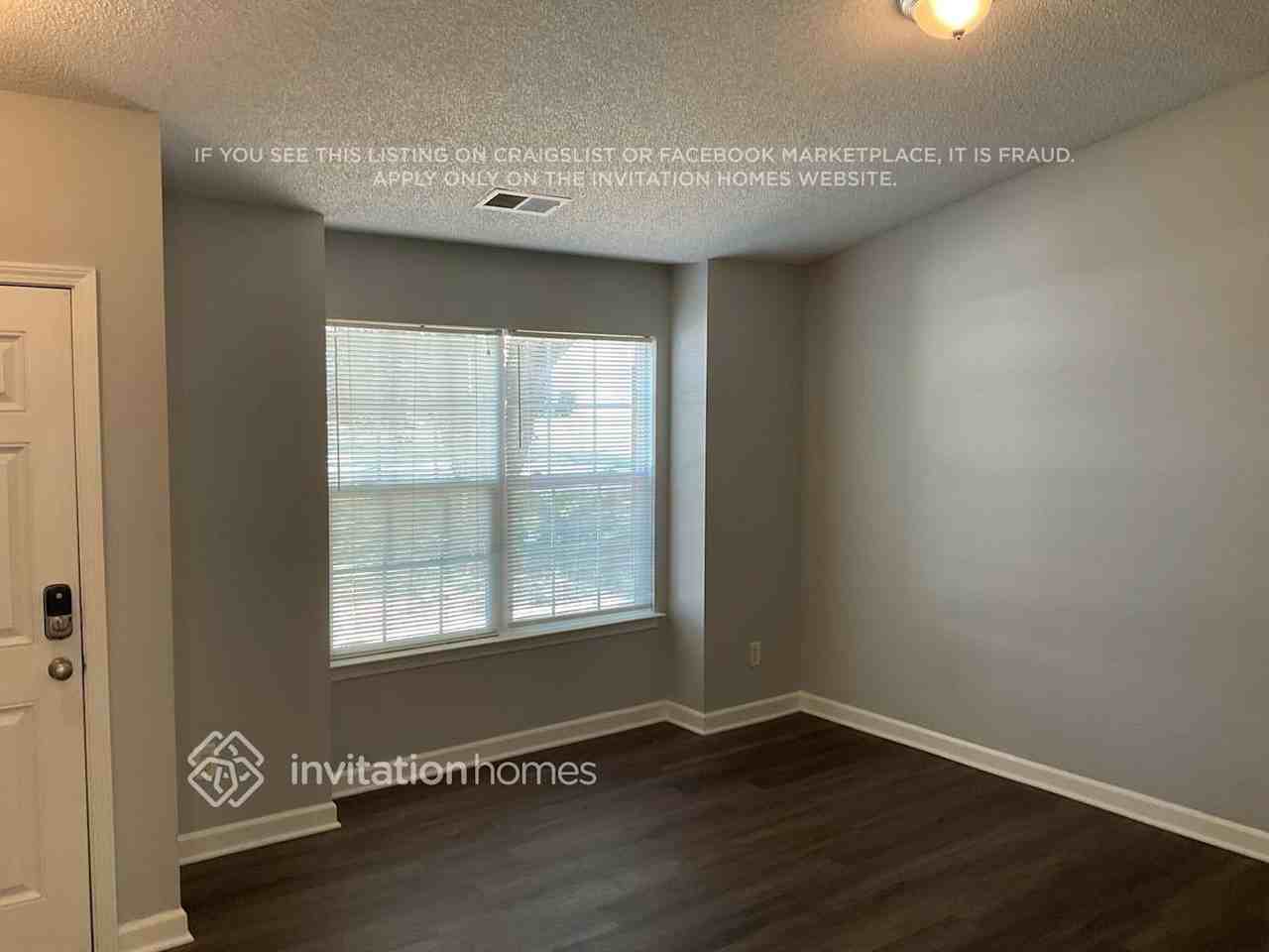 5526 Black Fox Ct - Photo 2 of 17