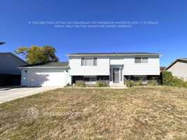 featured image of 5262 S Skeeswood Dr