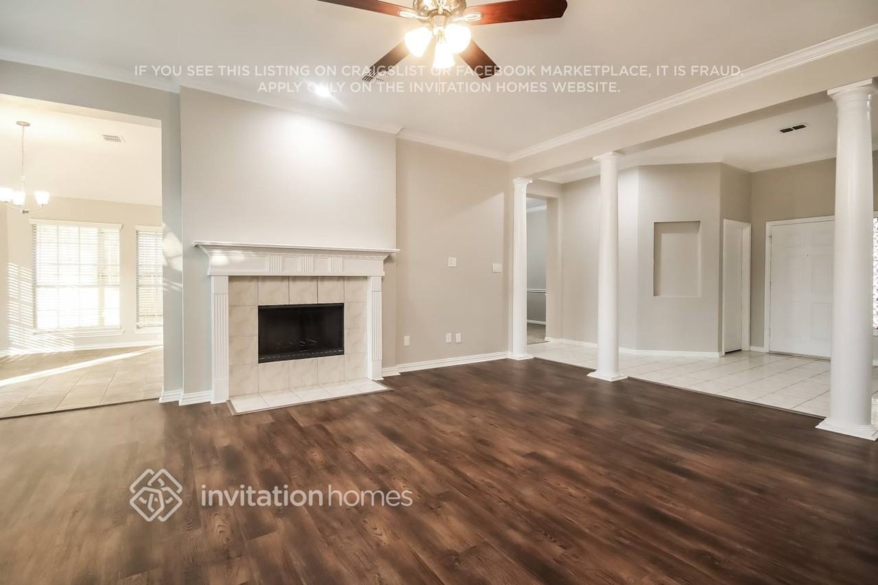 2821 Alcot Ln - Photo 4 of 16