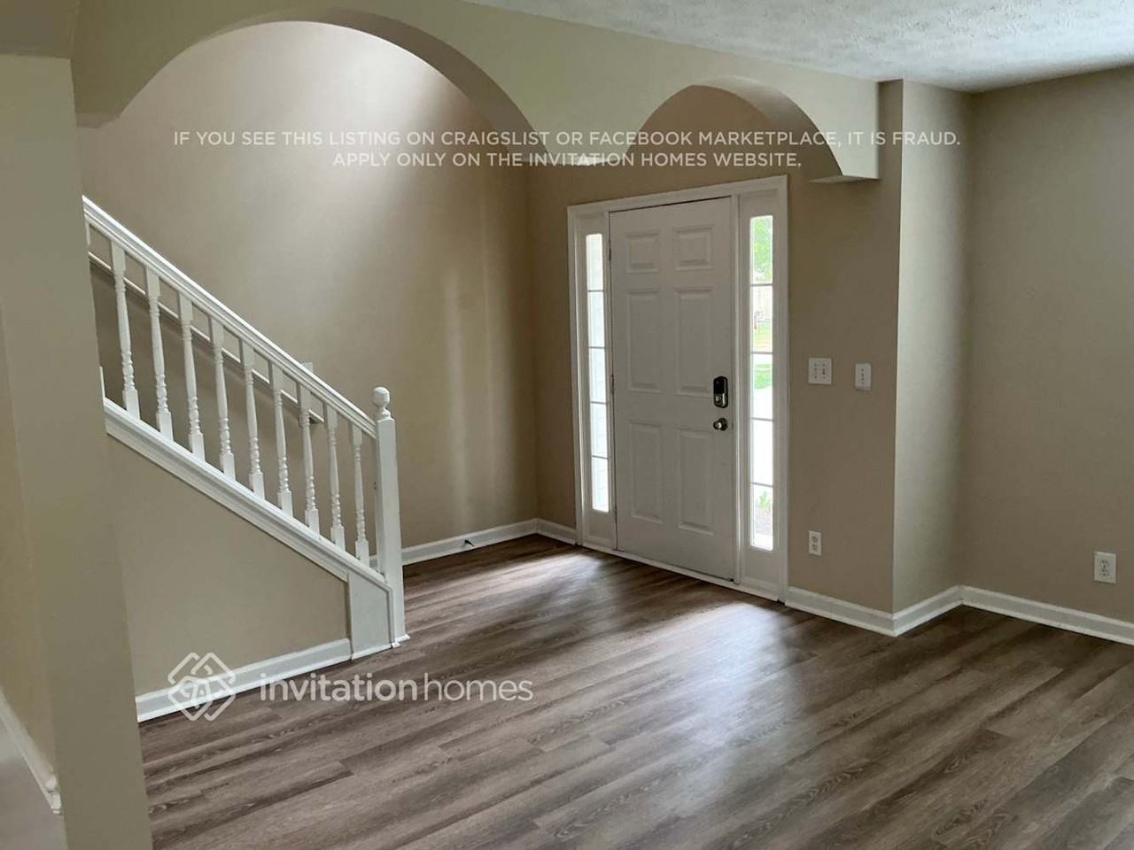 521 Michael Cir - Photo 2 of 17