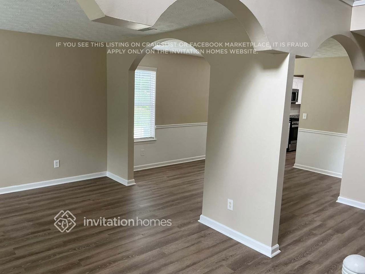 521 Michael Cir - Photo 4 of 17